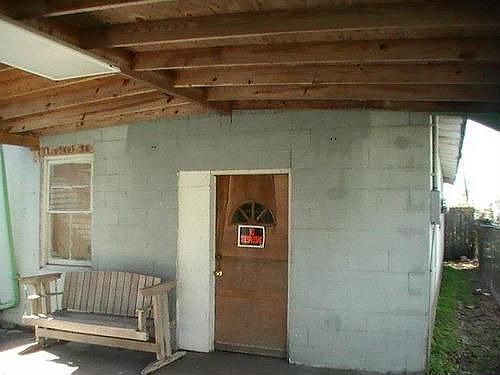 3rd image of 240 Sanders St