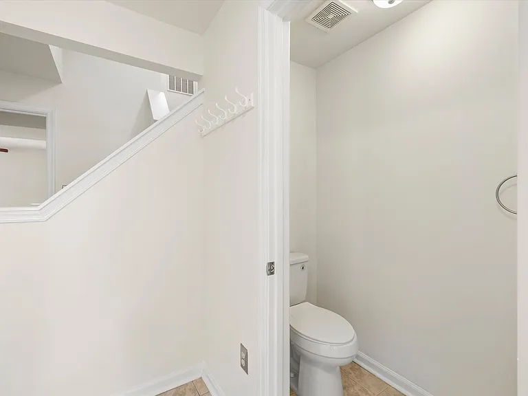 4701 Colonnade Way — Photo 25