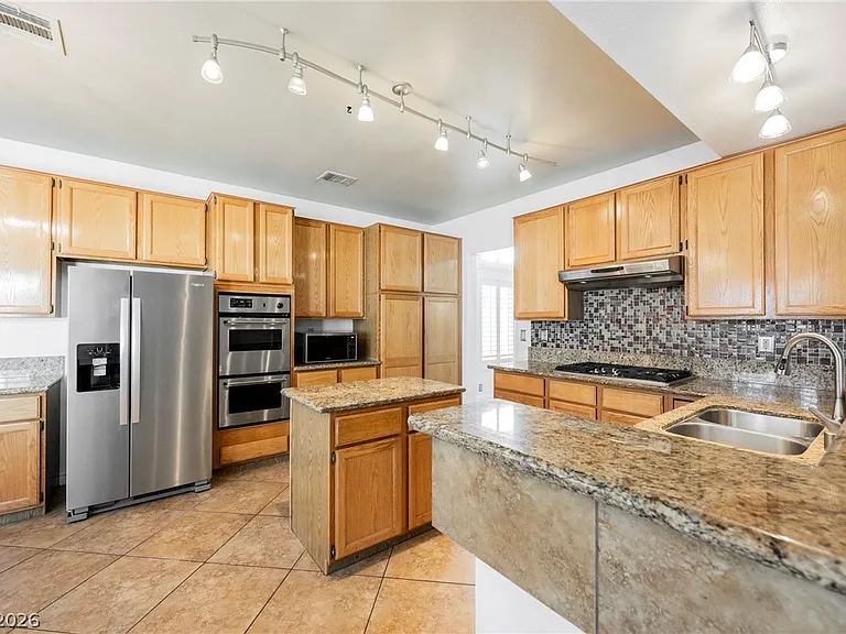 7628 Spruce Run Ct — Photo 17