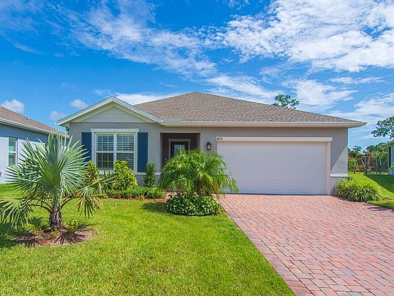 2nd image of 4070 Astatula Ln