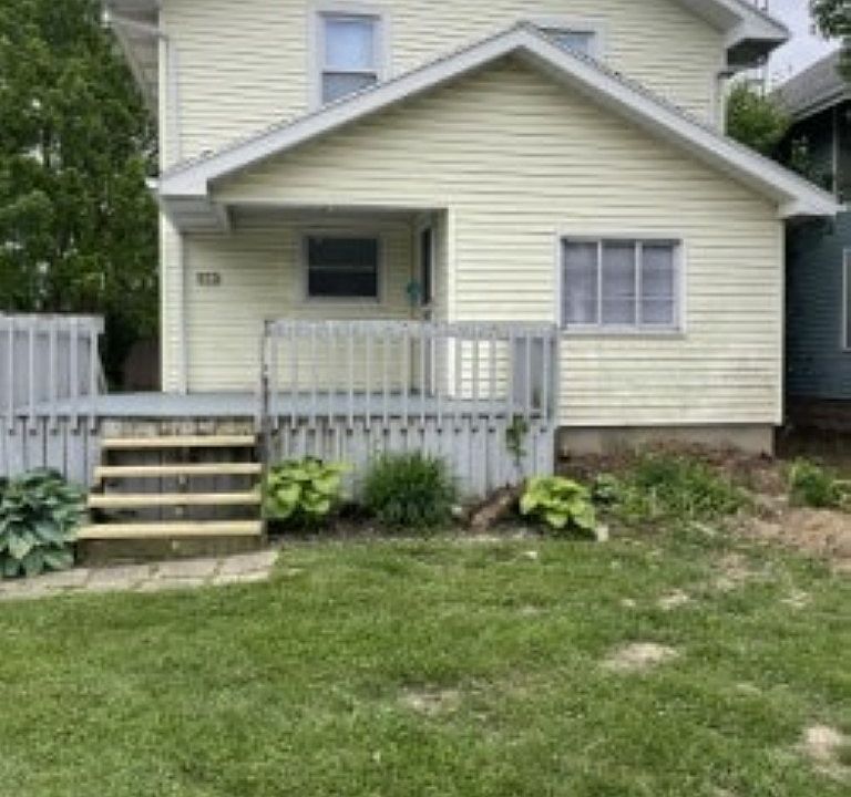 1st image of 987 Hazel Ave