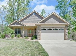 629 McClure Rd, Hayesville, NC 28904