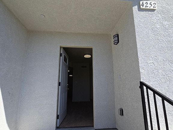 3rd image of 4252 S Raymond Ave