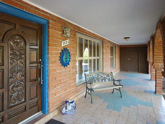 3rd image of 3425 N Fiesta Del Sol W