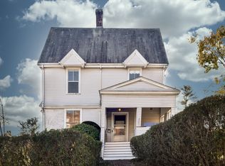 36 Dennison Ave, Framingham, MA 01702