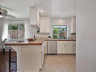 21 Marty Cir — Photo 22
