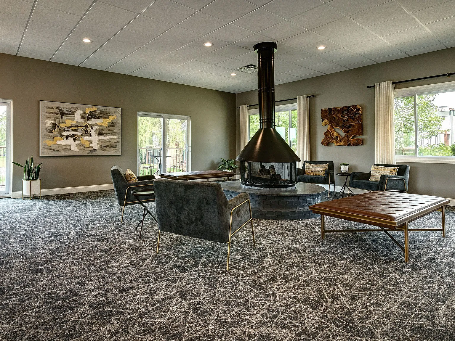 Foxboro Apartments — Photo 2