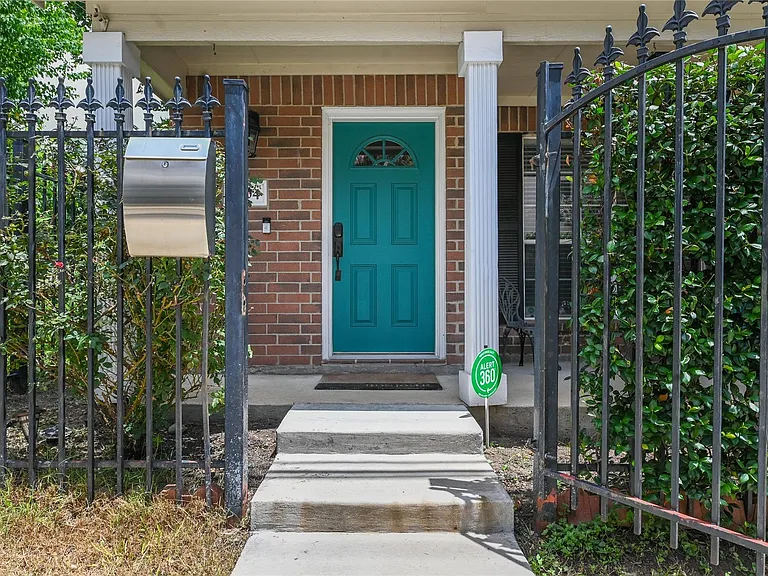 1004 Ruthven St — Photo 28
