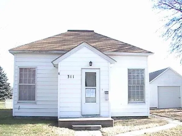 311 Court St, Gibbon, NE 68840