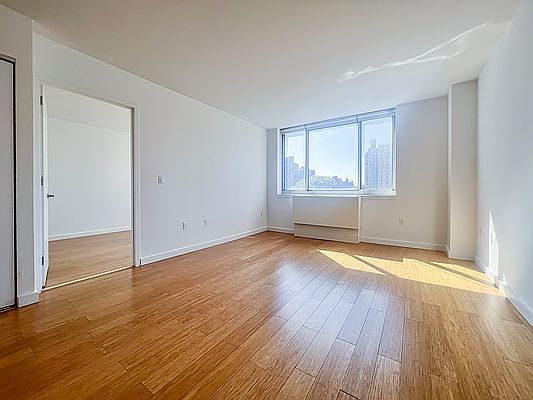 3rd image of 310 E 2nd St APT 6L