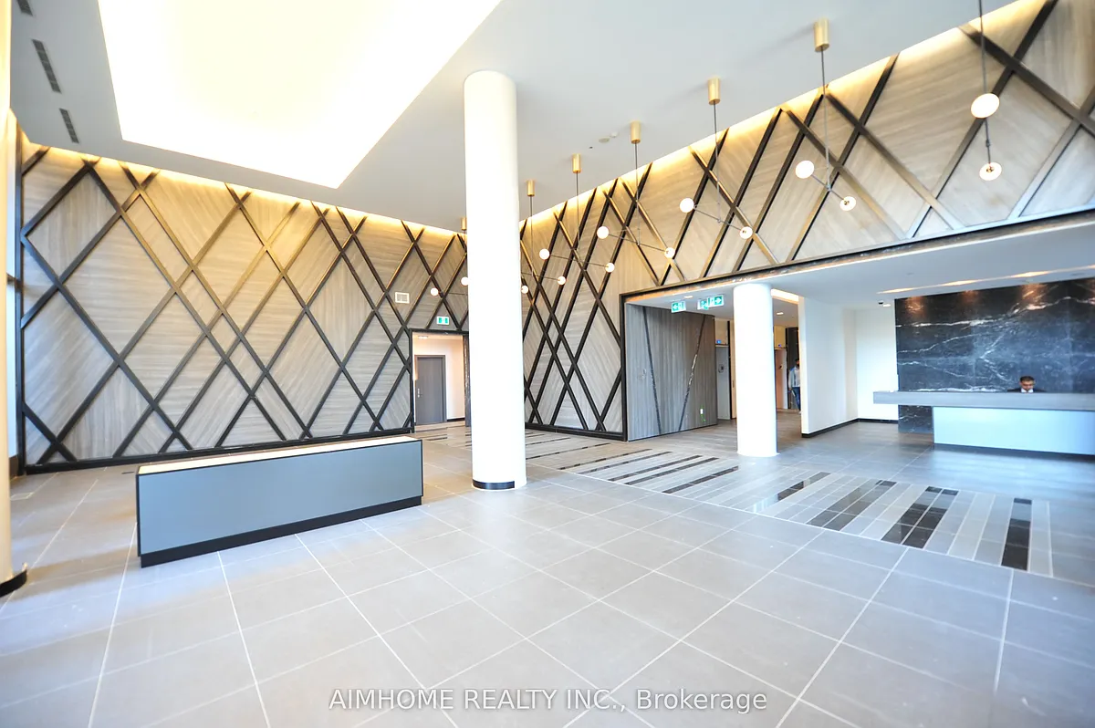 Building Photo - 52 Forest Manor Rd #506