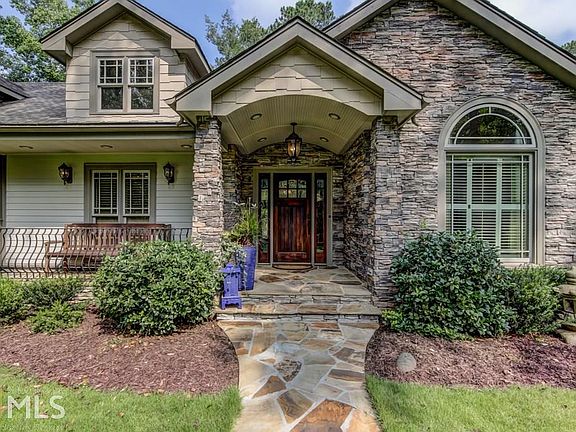 2nd image of 1370 Northcliff Trce