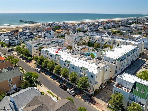3rd image of 7701 Atlantic Ave APT 25A