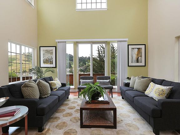 4th image of 99 Northcrest Dr