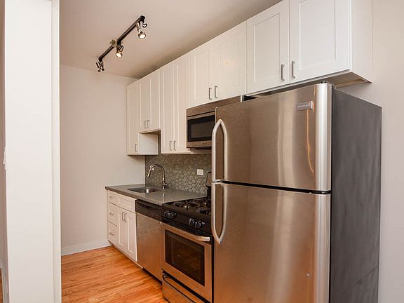 2nd image of 2420 N Kedzie Blvd APT 207