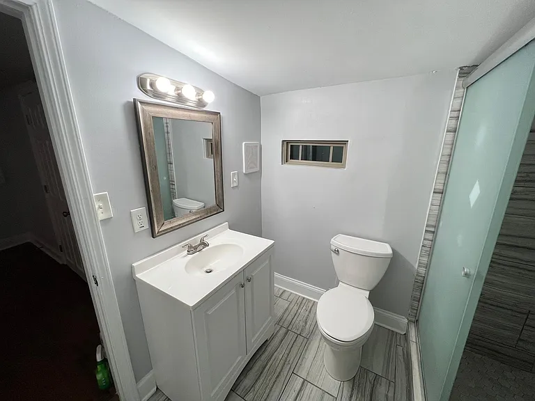 189 Claire Dr SE — Photo 11