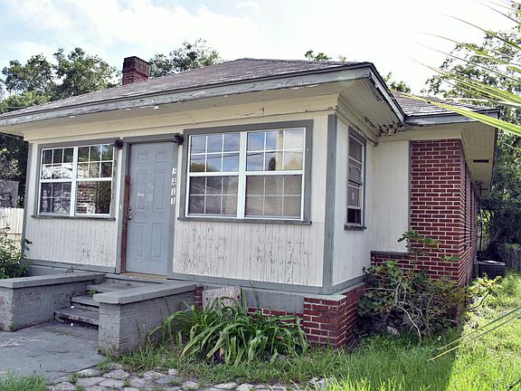 2nd image of 3411 N Pearl St