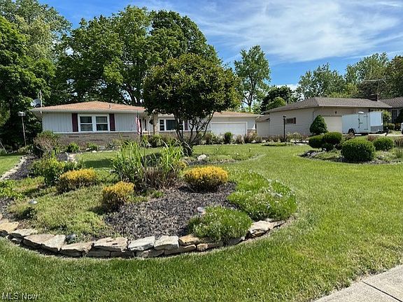 2nd image of 3926 Valleyview Dr