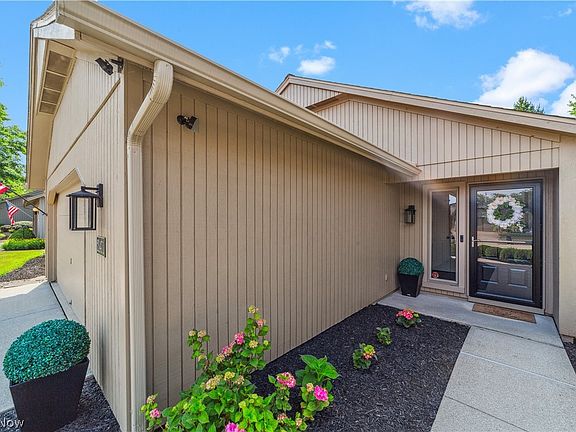 3rd image of 21471 Timber Oak Ct