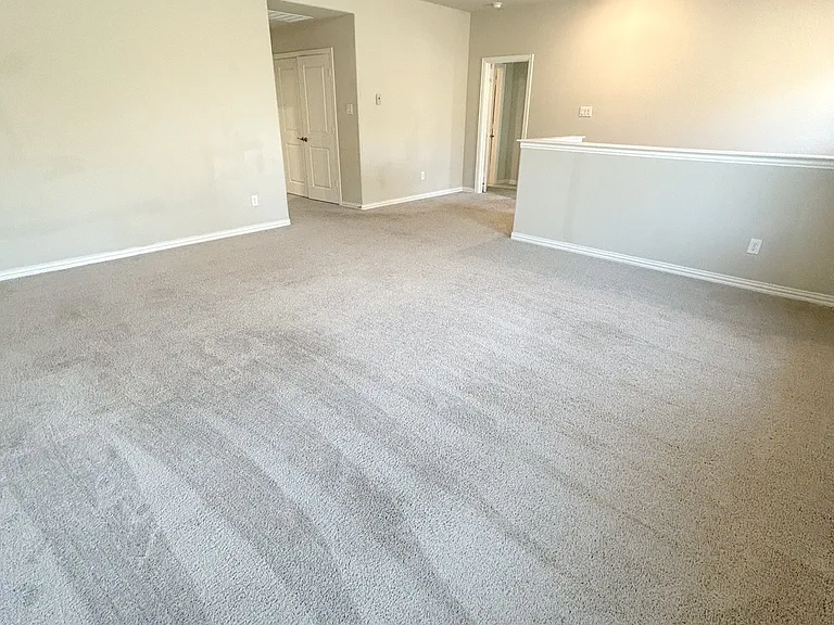 212 Stonebrook Trl — Photo 36