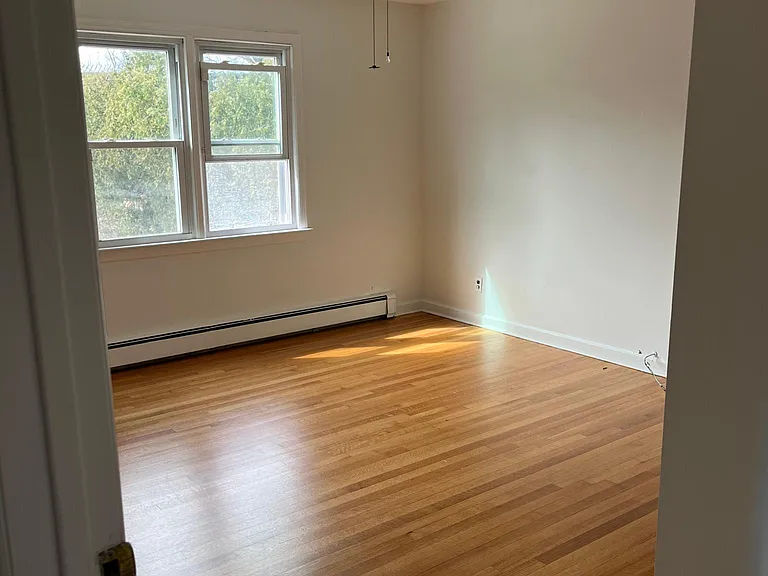 Bedroom 3 Apx size 15 Feet 3 inches Ft x 12 Feet 3 Inches