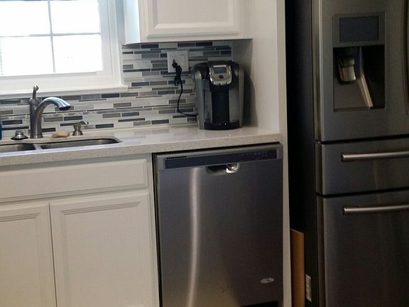 3rd image of 500 Newell Hill Rd #D