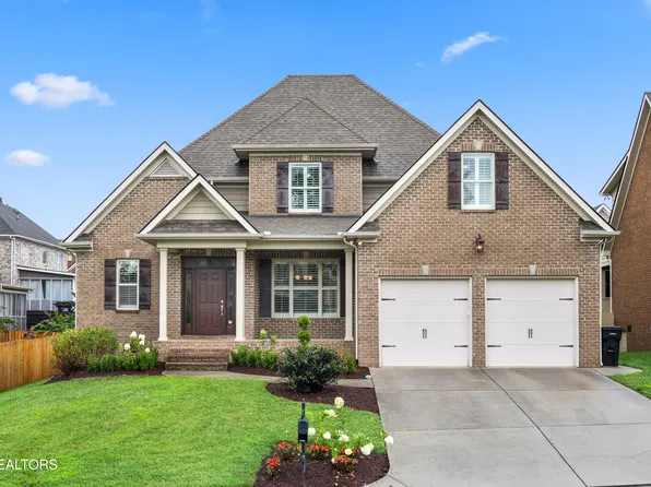 7913 Rustic Oak Dr, Knoxville, TN 37919