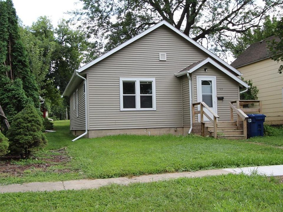 1st image of 705 20th St