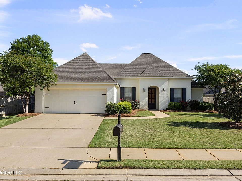 1st image of 207 Stillhouse Creek Dr