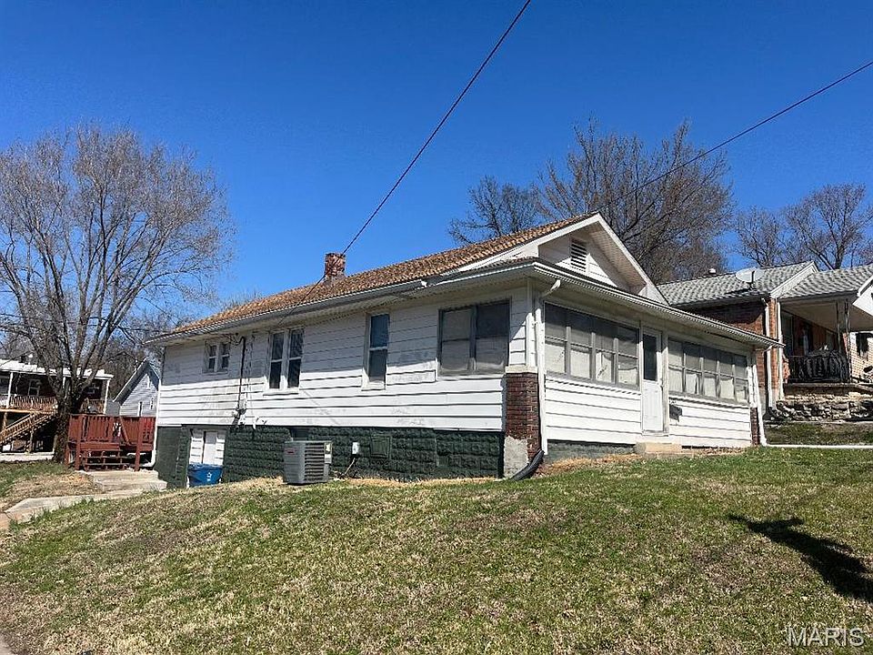 1st image of 1000 Marie Ave