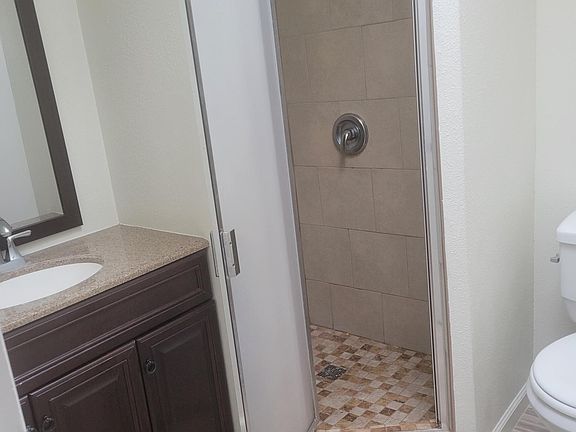 3rd image of 4302 W 182nd St