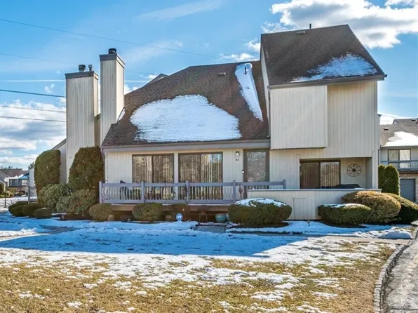 33 Woodhill St, Franklin Twp., NJ 08873