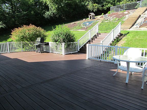 Huge Deck!