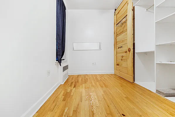 Rented by Compass | media 23