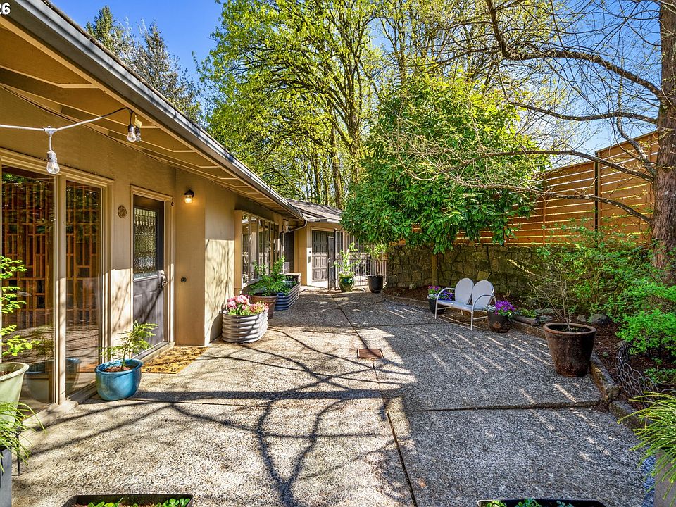 1st image of 2637 SW Patton Ct