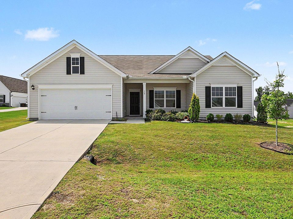 1st image of 367 Fenella Dr
