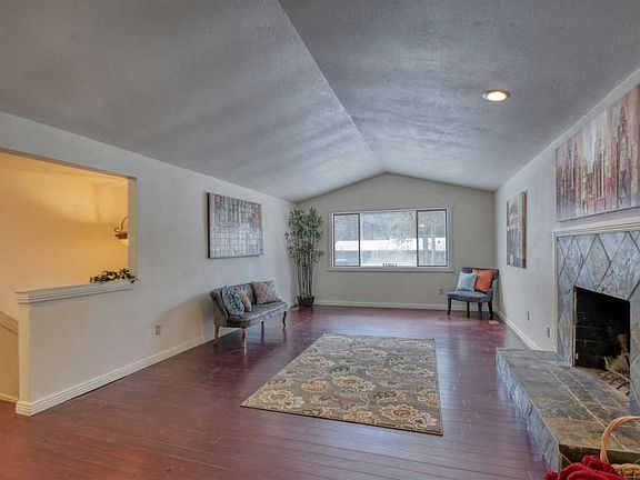 5th image of 12220 N Fairwood Dr