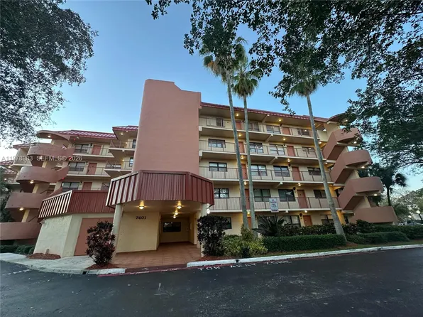 7401 NW 16th St #407, Plantation, FL 33313