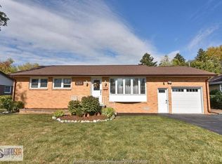 1050 Scofield Ave, Windsor, ON N9G1L7