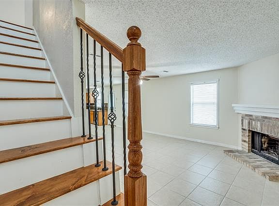 4th image of 900 Salida Dr