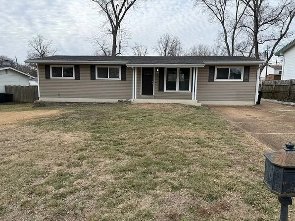 10011 Kilmeade Dr, Saint Louis, MO 63123