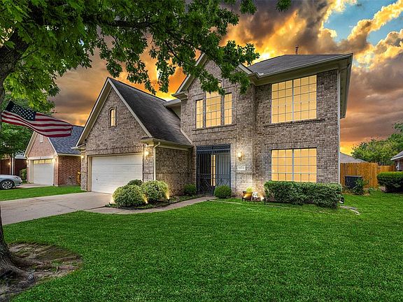 5th image of 17602 Kenton Crossing Ln