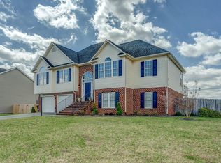 530 Cambridge Court Rd, Vinton, VA 24179