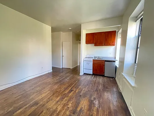 Rented by Best Apartments North Inc | media 2