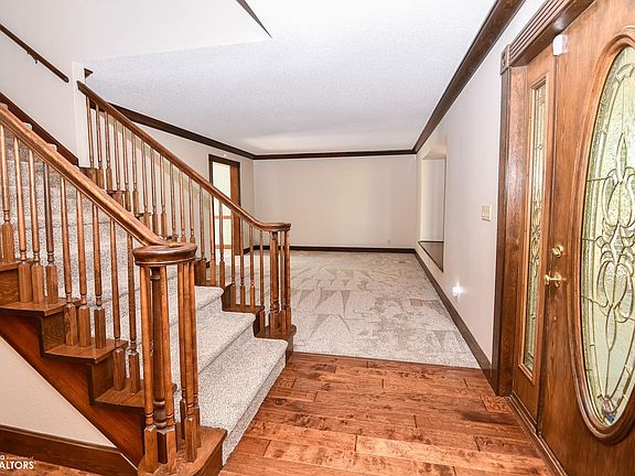 2nd image of 2618-2620 Smith Ave