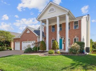 465 Westglen Village Dr, Ballwin, MO 63021