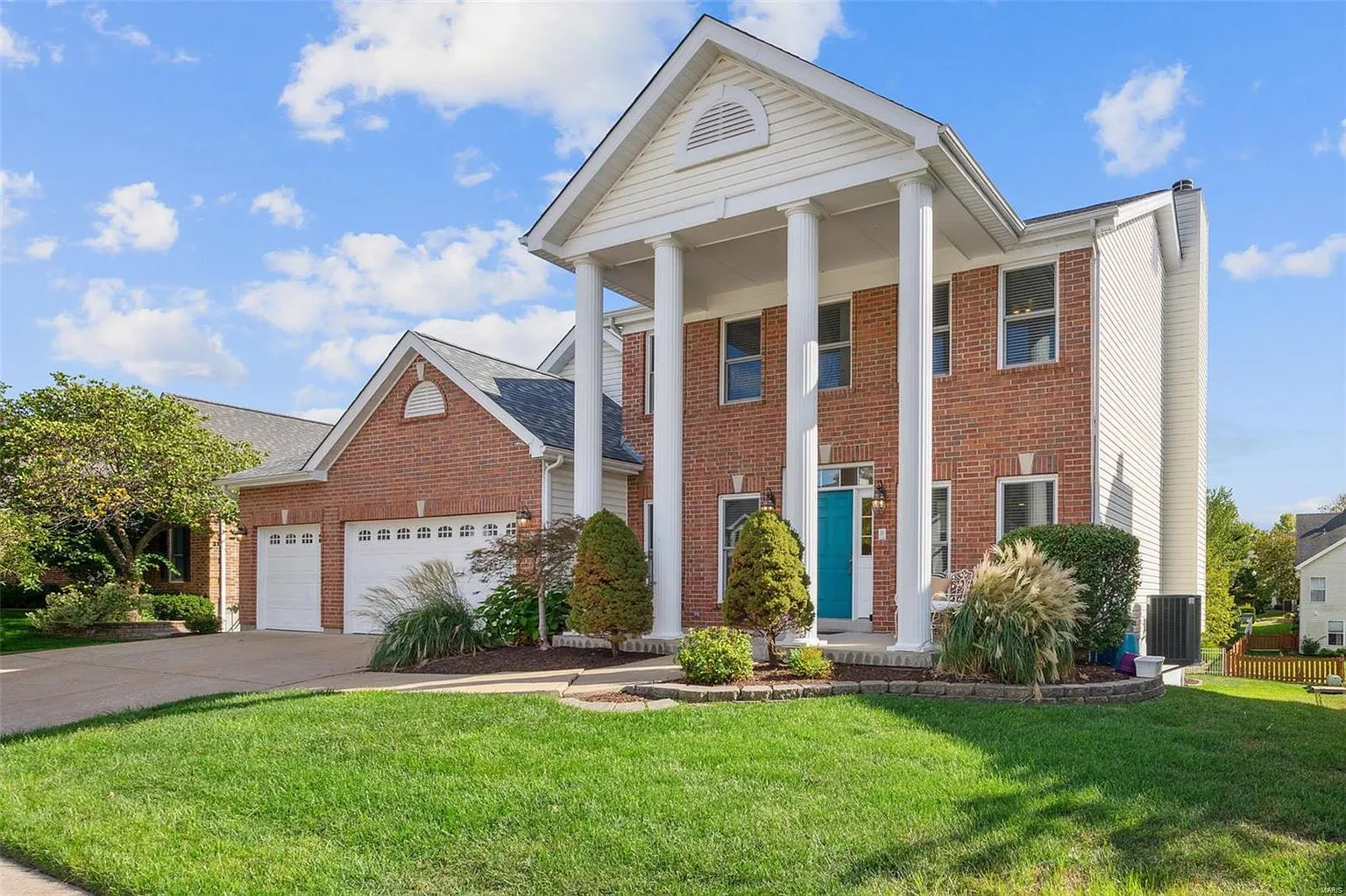 465 Westglen Village Dr photo 1