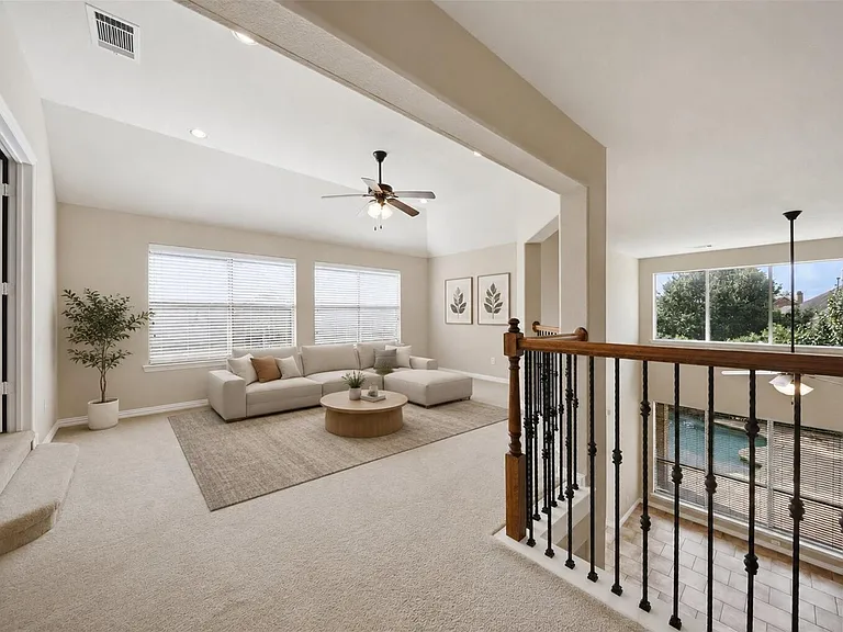 63 Vershire Cir — Photo 15