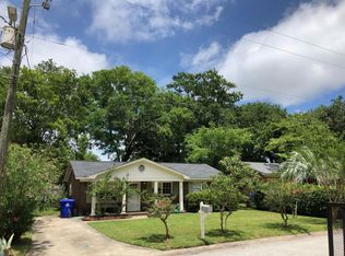 1142 N Shadow Dr, Mount Pleasant, SC 29464