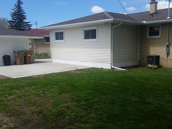 4th image of 9 Joanne Ln